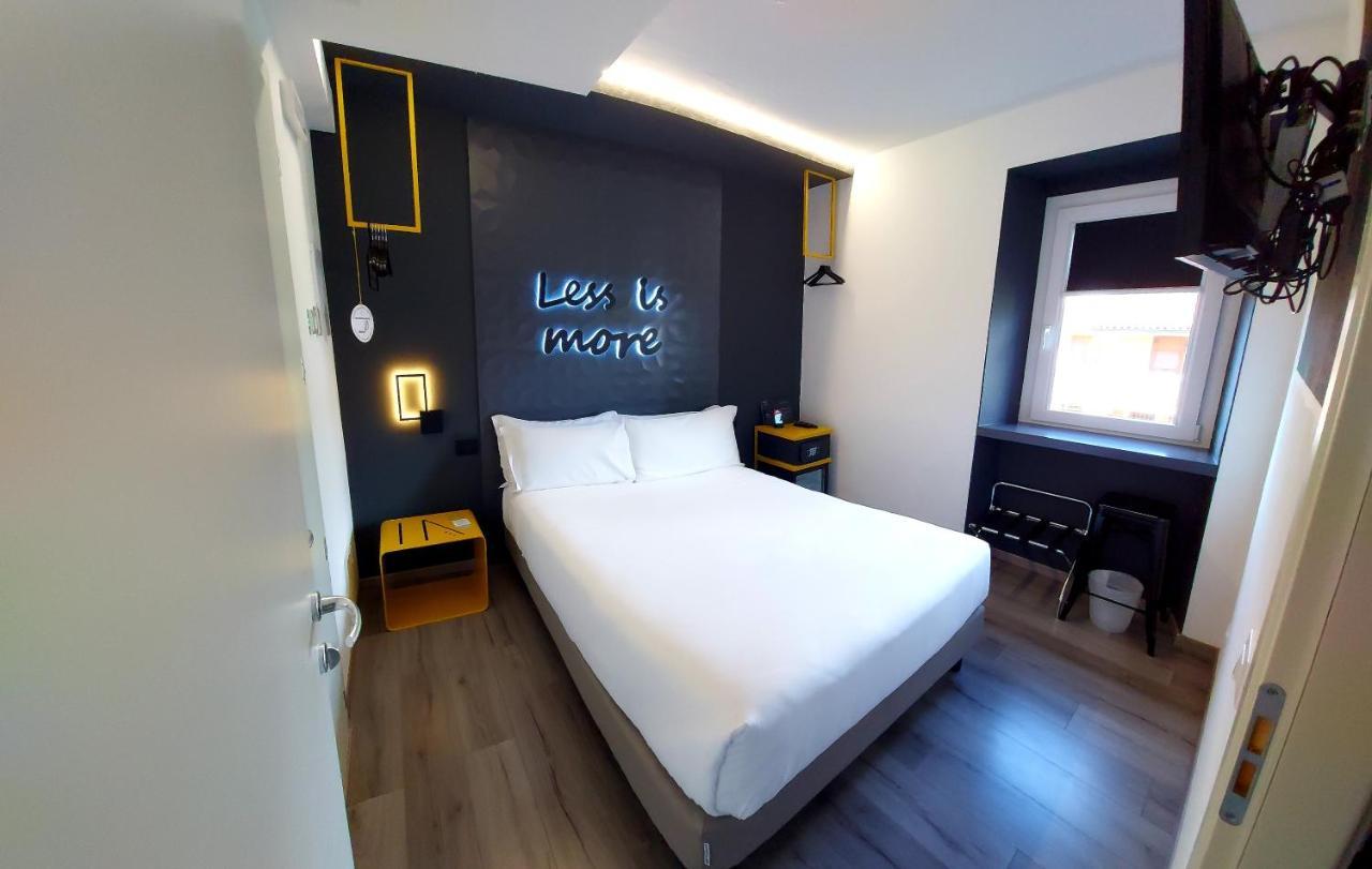 Hotel Aurora